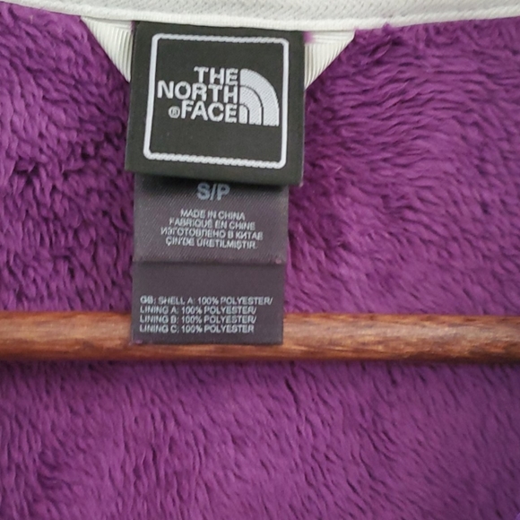 NWOT The North Face Osito fleece sweater - Picture 2 of 3
